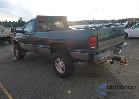 1995 Dodge Ram 2500 z USA, uszkodzony, nr VIN 1B7KF26ZXSS210721